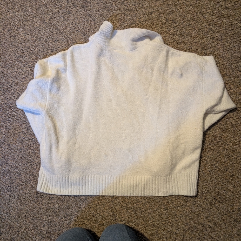 Collared double zero white sweater - Picture 3 of 3
